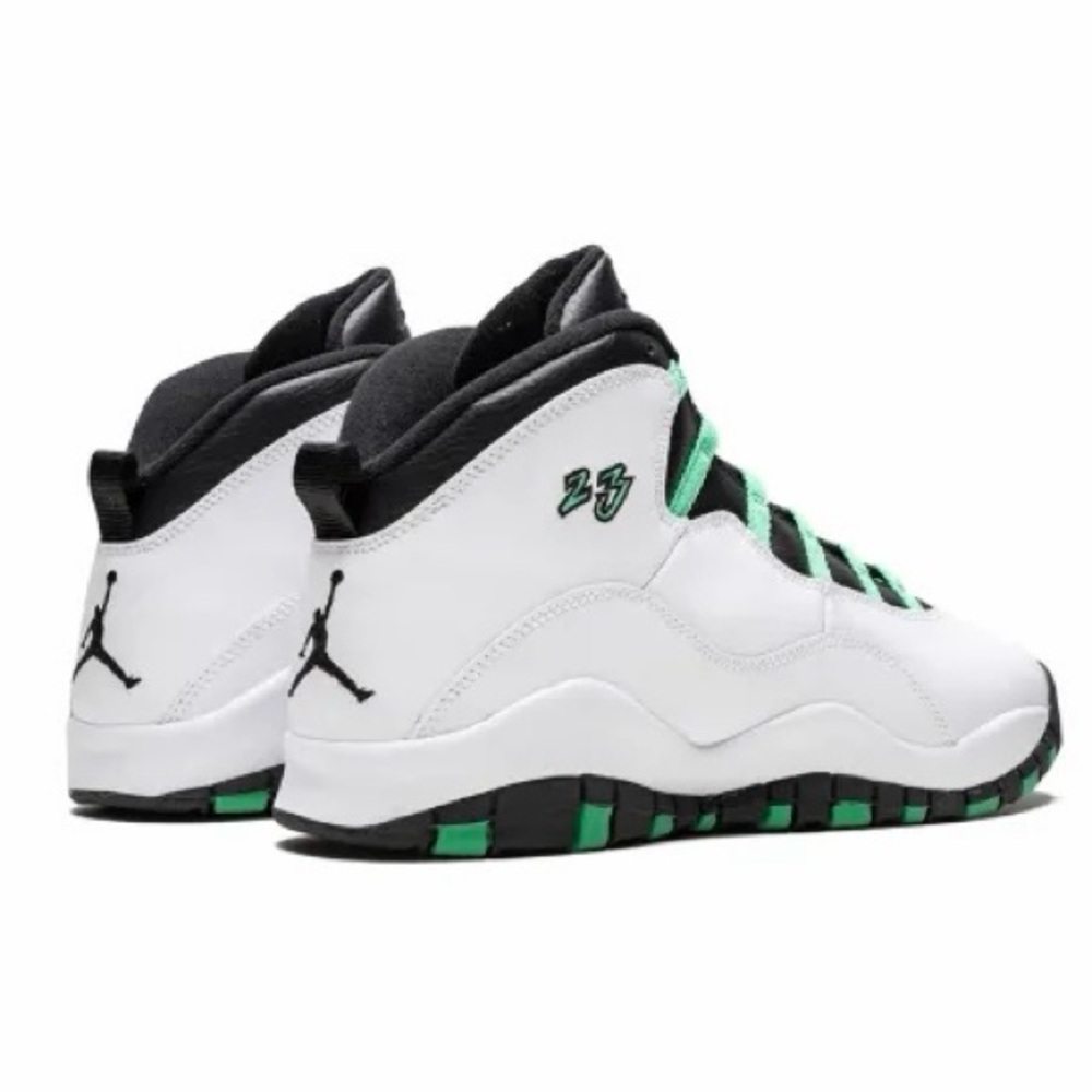NEW IN BOX Air Jordan 10 Retro 30th GG Youth Sneakers - Picture 2 of 7